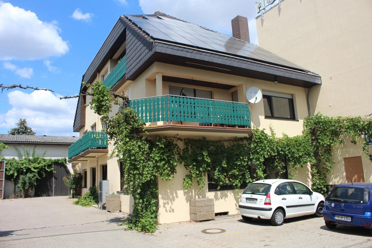 Hotel Gruener Baum Bretzenheim Exteriér fotografie